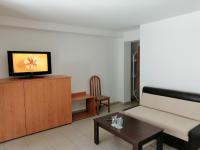 TV a/nebo společenská místnost v ubytování Guest House Lila