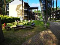 Ogród w obiekcie Wrzosowy Resort Pogorzelica Apartament PERŁOWY Sea&Forest