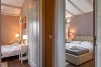 Posteľ alebo postele v izbe v ubytovaní Spacious holiday house / pool / jacuzzi / playground / 6+2