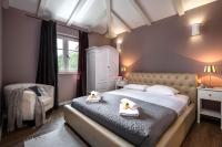 Posteľ alebo postele v izbe v ubytovaní Spacious holiday house / pool / jacuzzi / playground / 6+2