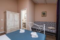 Posteľ alebo postele v izbe v ubytovaní Spacious holiday house / pool / jacuzzi / playground / 6+2