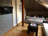 Posteľ alebo postele v izbe v ubytovaní Apartamenty Maria