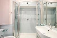 A bathroom at Dell'Orso Residence