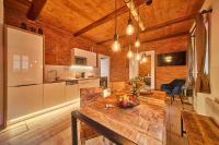 Kuchyň nebo kuchyňský kout v ubytování Apartmány CHALLUPA