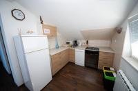 Kuchyňa alebo kuchynka v ubytovaní Apartments Karina by El-Pi Tours