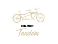 HotelF1 Paris Saint Ouen Marché Aux Pucesの敷地内または近くで楽しめるサイクリング