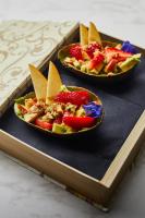 Jídlo v hotelu nebo okolí