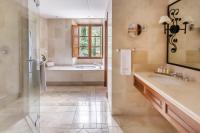 Kúpeľňa v ubytovaní La Residencia, A Belmond Hotel, Mallorca