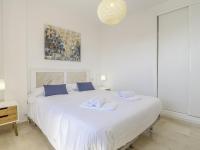 Posteľ alebo postele v izbe v ubytovaní 2308- 2bedrooms apt with stunning sea view-terrace