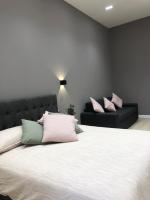 Posteľ alebo postele v izbe v ubytovaní NSH AppartHotel, Napoli Centro