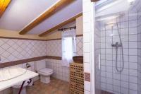 A bathroom at Villa Loaisa