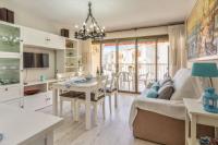 Kuchyňa alebo kuchynka v ubytovaní Apartamentos Bellamar