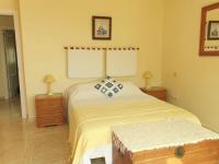 Postel nebo postele na pokoji v ubytování Casitamar frontline beach house rental Casares Costa near Estepona