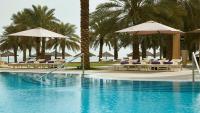 InterContinental Doha Beach & Spa by IHGの敷地内または近くにあるプール