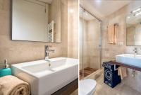 Koupelna v ubytování Felix Saenz Penthouse in Malaga by Solaga Holiday Homes