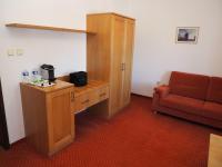 Posezení v ubytování HOTEL CHATEAU ZAMEK CEJKOVICE