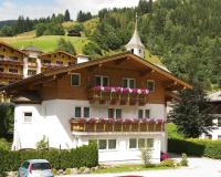 The building in which Az apartmant is located
