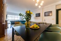 Telewizja i/lub zestaw kina domowego w obiekcie ZUBIETA by SWEET HOME SAN SEBASTIAN