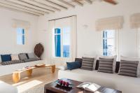 Posezení v ubytování Agl Luxury Villas Mykonos Villa Ambrosia