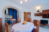 Kuchyňa alebo kuchynka v ubytovaní Apartment Ružica
