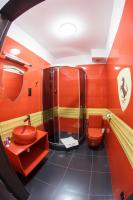 Kúpeľňa v ubytovaní GarageHotel