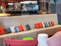Posedenie v ubytovaní ibis Styles Parndorf Neusiedler See