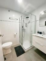 Łazienka w obiekcie GMC Turistics - Great Apartment for Groups & Families