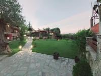 Vonkajšia záhrada v ubytovaní dimitris' villas - villa 1