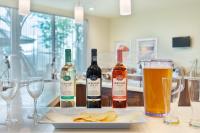 Staybridge Suites - Miami International Airport by IHGで提供されているドリンク