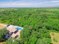 Bazén v ubytovaní Holiday Home Fratrici by Interhome alebo v jeho blízkosti