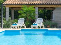Bazén v ubytovaní Holiday Home Fratrici by Interhome alebo v jeho blízkosti