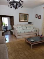 Posezení v ubytování Casa MiraXurés con vistas a la Sierra del Xurés
