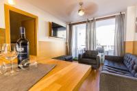 TV a/nebo společenská místnost v ubytování Beach Friendly Apartment