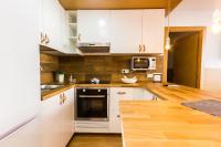 Kuchyň nebo kuchyňský kout v ubytování Beach Friendly Apartment