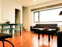 Posezení v ubytování TOLETUM low cost LOFTS diáfanos o 2dormitorios PARKING Municipal Gratis al aire libre a 100m