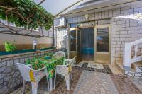 Patio nebo venkovní prostory v ubytování Apartments Budzyn