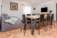 Televízia a/alebo spoločenská miestnosť v ubytovaní Casa ValeLuna Rovinj