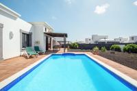The swimming pool at or close to Casa Violeta