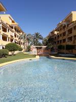 Bazén v ubytovaní Precioso apart sur y norte cerca playa y centro - Cascadas de la Marina alebo v jeho blízkosti