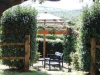 A garden outside Agriturismo Il Quarto