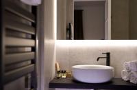 Seta Hotelにあるバスルーム