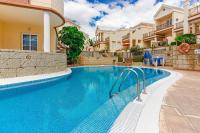 Bazén v ubytování Yucca Park, Lovely, quiet, 2 bedroom, 70m2, ocean pool view! nebo v jeho okolí