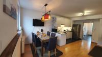 A kitchen or kitchenette at Wiener Maisonette mit Terrasse