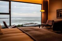 Schulphoek Seafront Houseにあるベッド