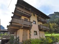 The building in which Az apartmant is located