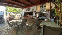 A restaurant or other place to eat at Summer Lodge