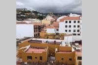 Nespecifikovaný výhled na destinaci Puerto de la Cruz nebo výhled na město při pohledu z apartmánu