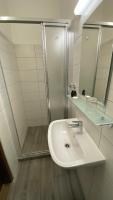 Koupelna v ubytování HOTEL CHATEAU ZAMEK CEJKOVICE