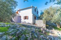 Vonkajšia záhrada v ubytovaní House Brena