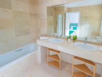 Půdorys ubytování VACATION MARBELLA I Los Pinos, Elegant and Bright Townhouse, The family Golf Getaway, 5 minutes from Puerto Banus, Security Night time